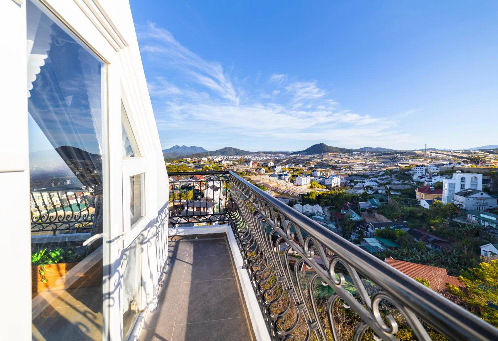The Grandview Villa Dalat Bagian luar foto